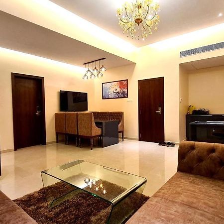 Galaxy Club & Hotel Bídzsápur Kültér fotó