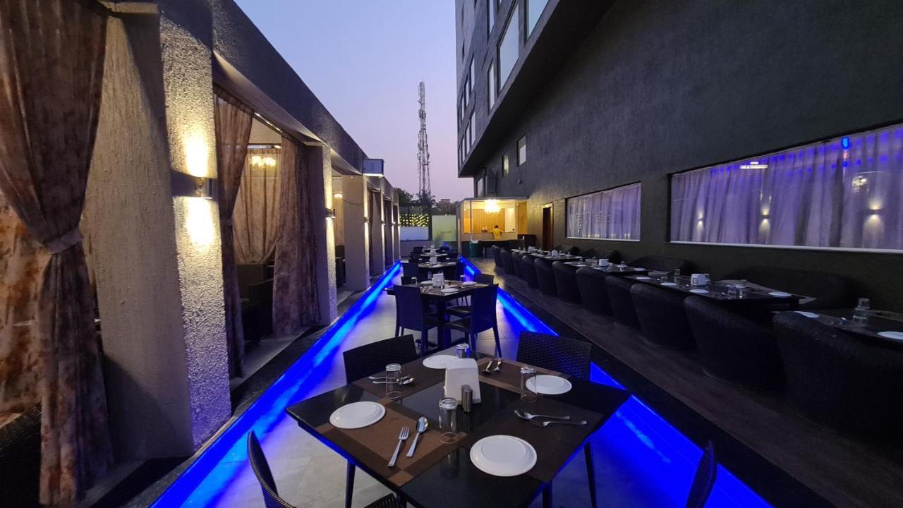 Galaxy Club & Hotel Bídzsápur Kültér fotó